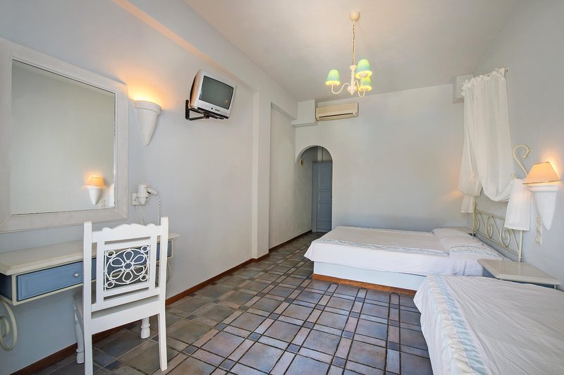 atlantis beach villa