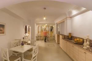 sunrise hotel