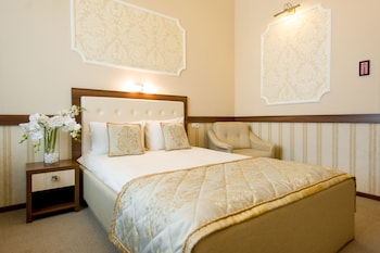 jolly alon hotel