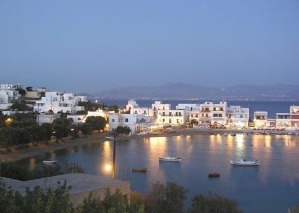 paros