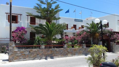 Maistrali,Ermoupoli>>Cyclades Islands,3 star