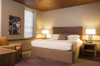 Cork Factory Hotel,Pennsylvania>>Lancaster,3 star