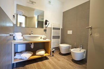 harmony suite hotel