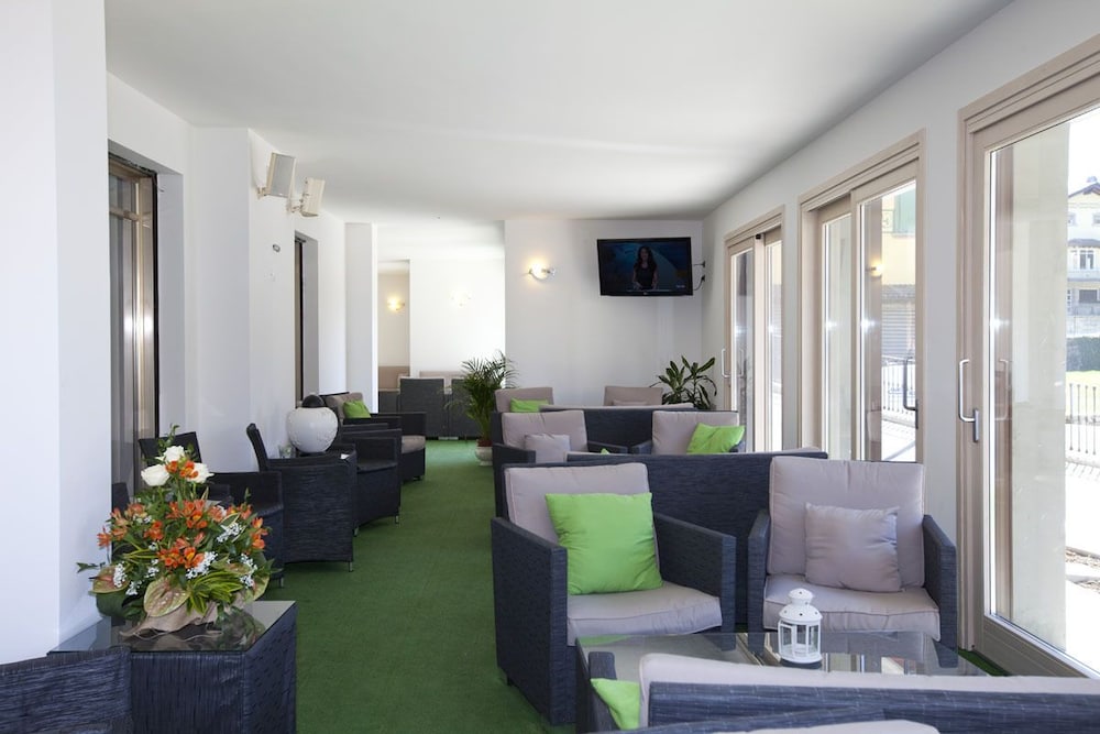 harmony suite hotel