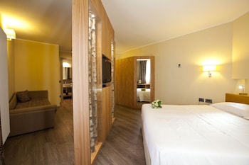 harmony suite hotel