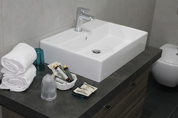 harmony suite hotel