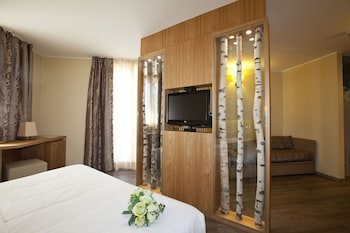 harmony suite hotel