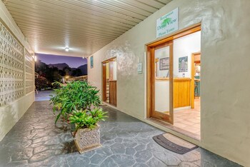 Demi View Motel,Cape Tribulation>>Cairns,3 star