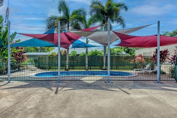 demi view motel