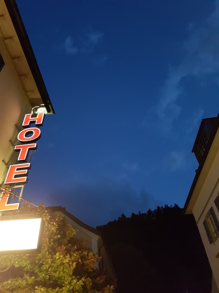 esos hotel quelle