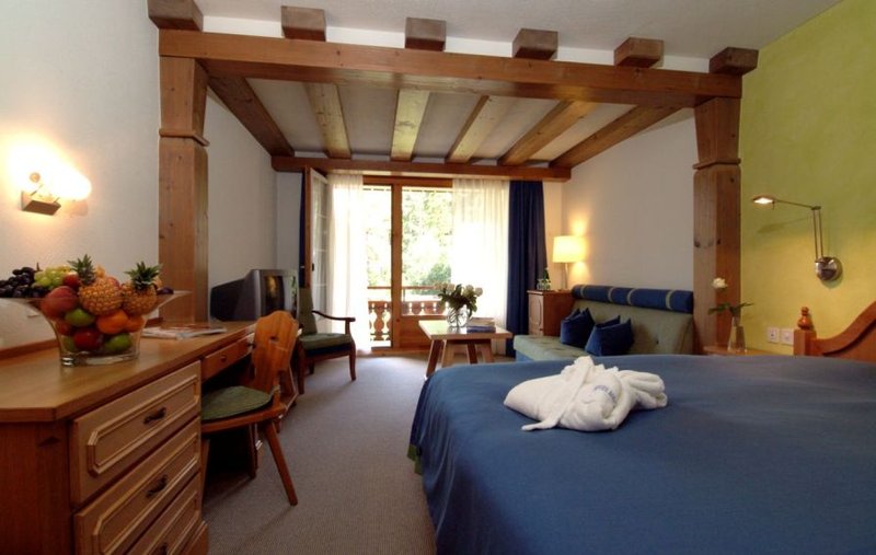 adula hotel