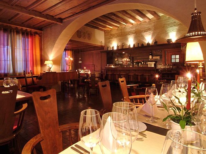 adula hotel