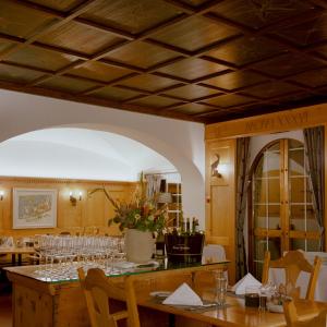 adula hotel