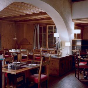 adula hotel