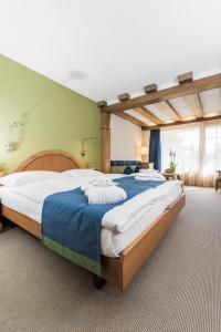 adula hotel