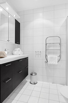 hotell kungshamn suites