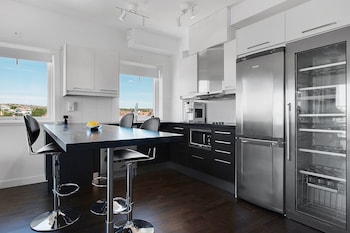 hotell kungshamn suites