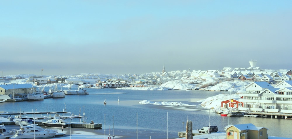 hotell kungshamn suites