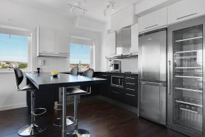 hotell kungshamn suites