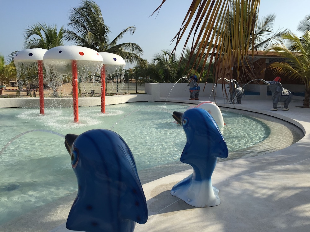 movenpick resort lamantin saly