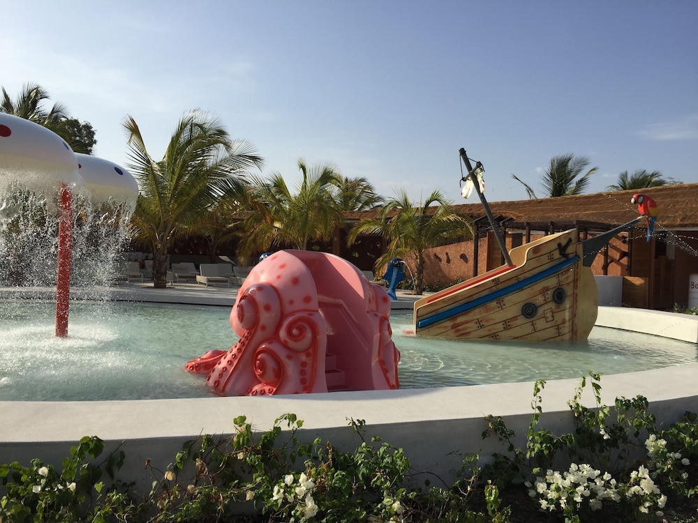 movenpick resort lamantin saly