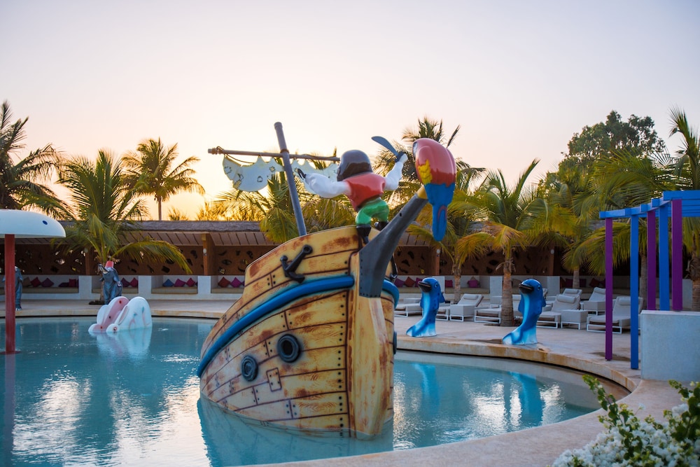 movenpick resort lamantin saly