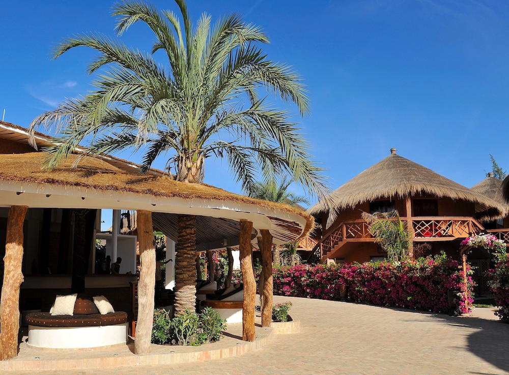 movenpick resort lamantin saly