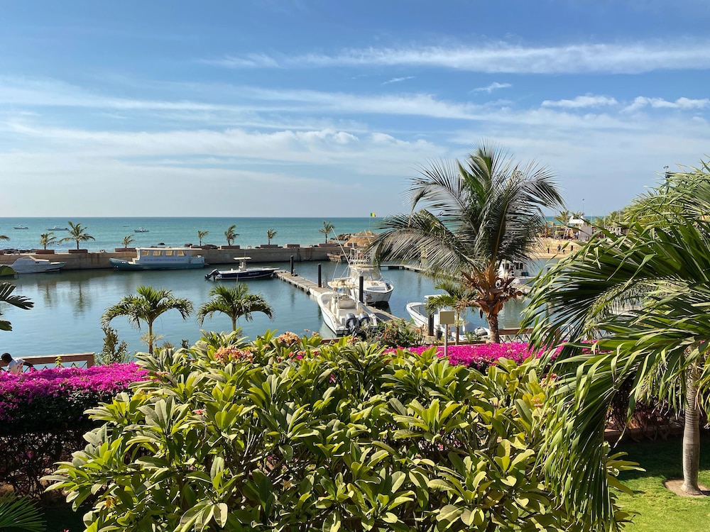 movenpick resort lamantin saly