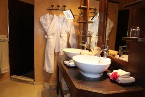 movenpick resort lamantin saly