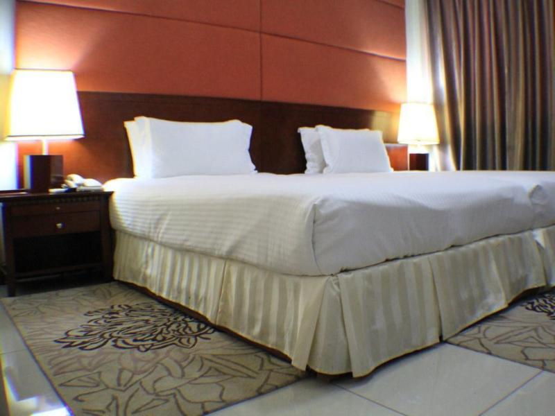 royal nick hotel
