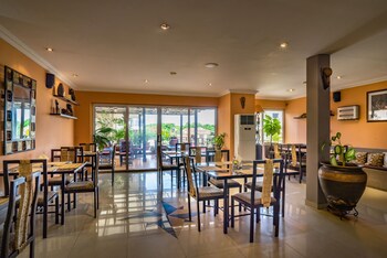 midindi hotel