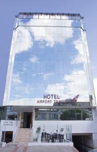 Hotel Airport Travel,Carrera 71B Numero 49A-52,4 star
