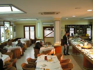 Hotel Olympia Ronda Ii,Emperador>>El Puig De Santa Maria,3 star