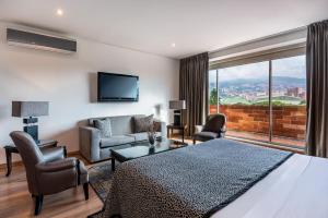 hotel egina medellin