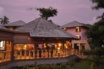 castello beach hotel