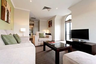 Frome Apartments,Near University Of Adelaide,4 star