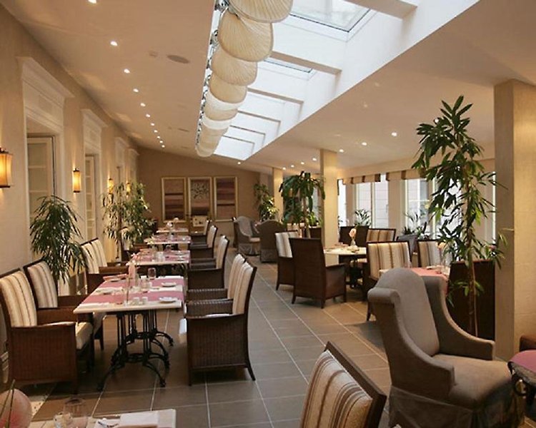 opera hotel