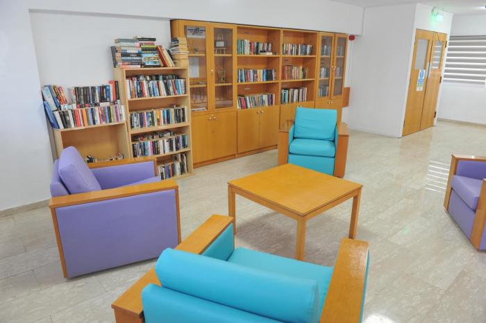 fedrania gardens hotel