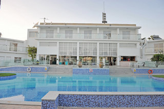 fedrania gardens hotel