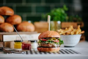 louis imperial beach