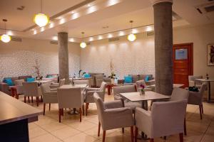 pyramos hotel