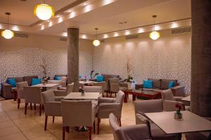 pyramos hotel