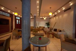 pyramos hotel