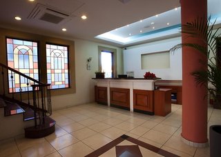 pyramos hotel