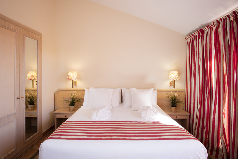 luna club hotel yoga and spa 4sup