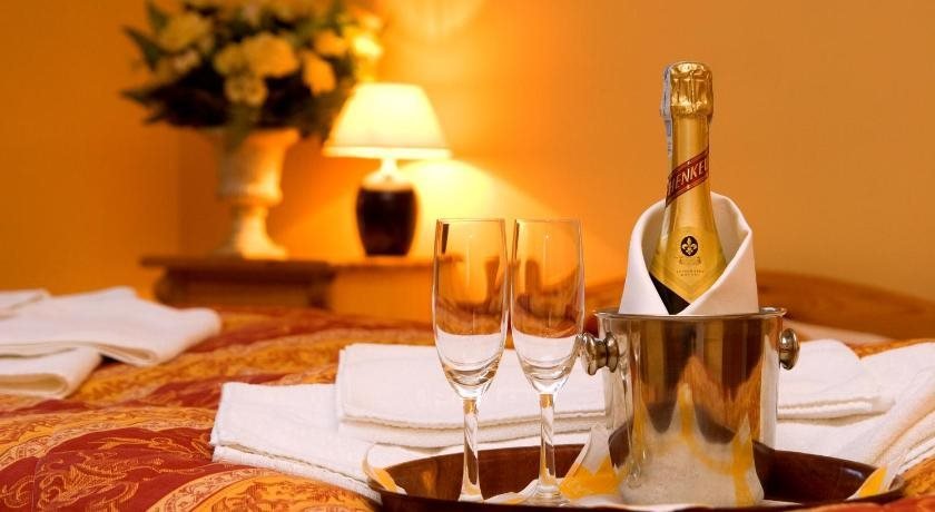 pa ac omnica hotel restauracja