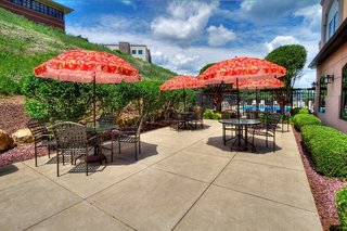 Hampton Inn Greensburg,Latrobe>>Greensburg,3 star