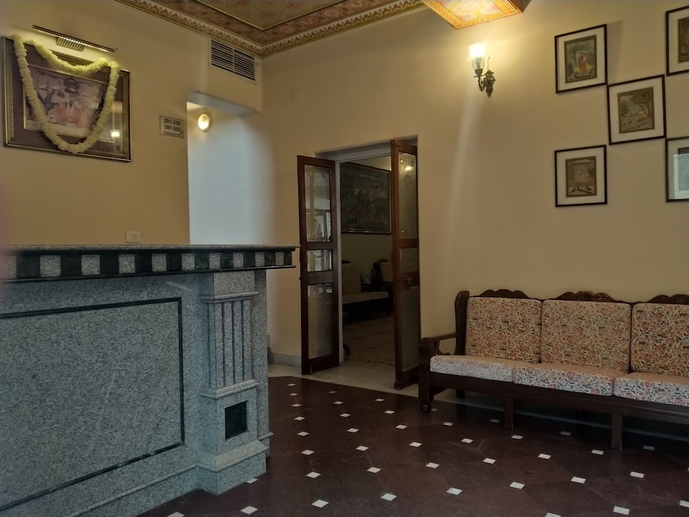 anuraag villa