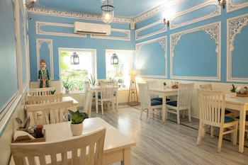 anuraag villa