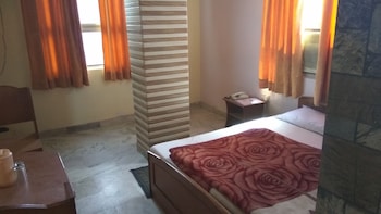 hotel ganga kripa